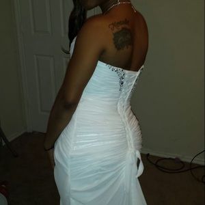 Wedding dress for sale never worn , no rips ,tears ,or stains